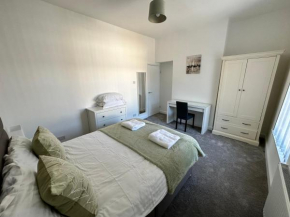 4 bed house off Norton village